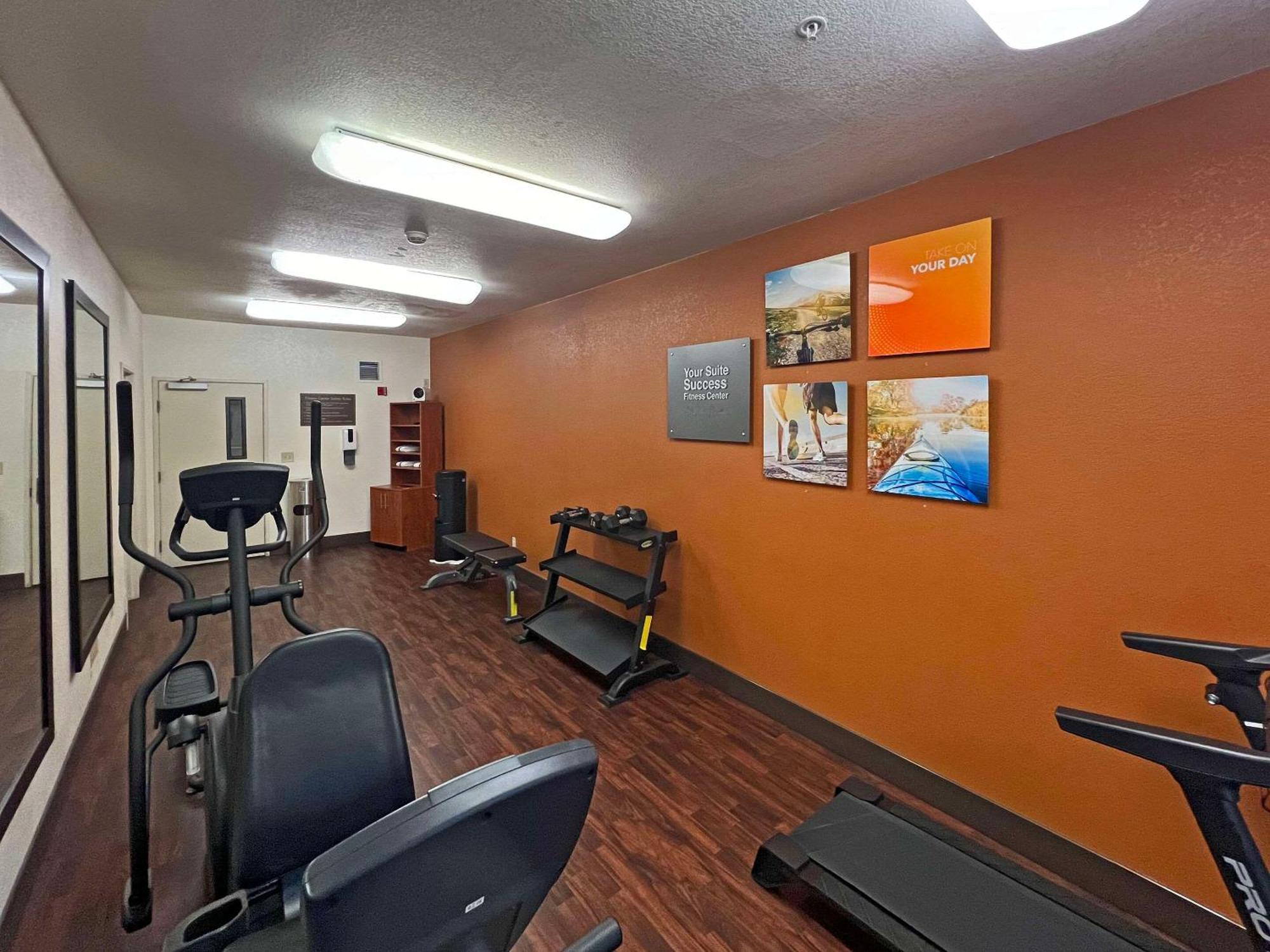Comfort Suites Peoria Sports Complex מראה חיצוני תמונה