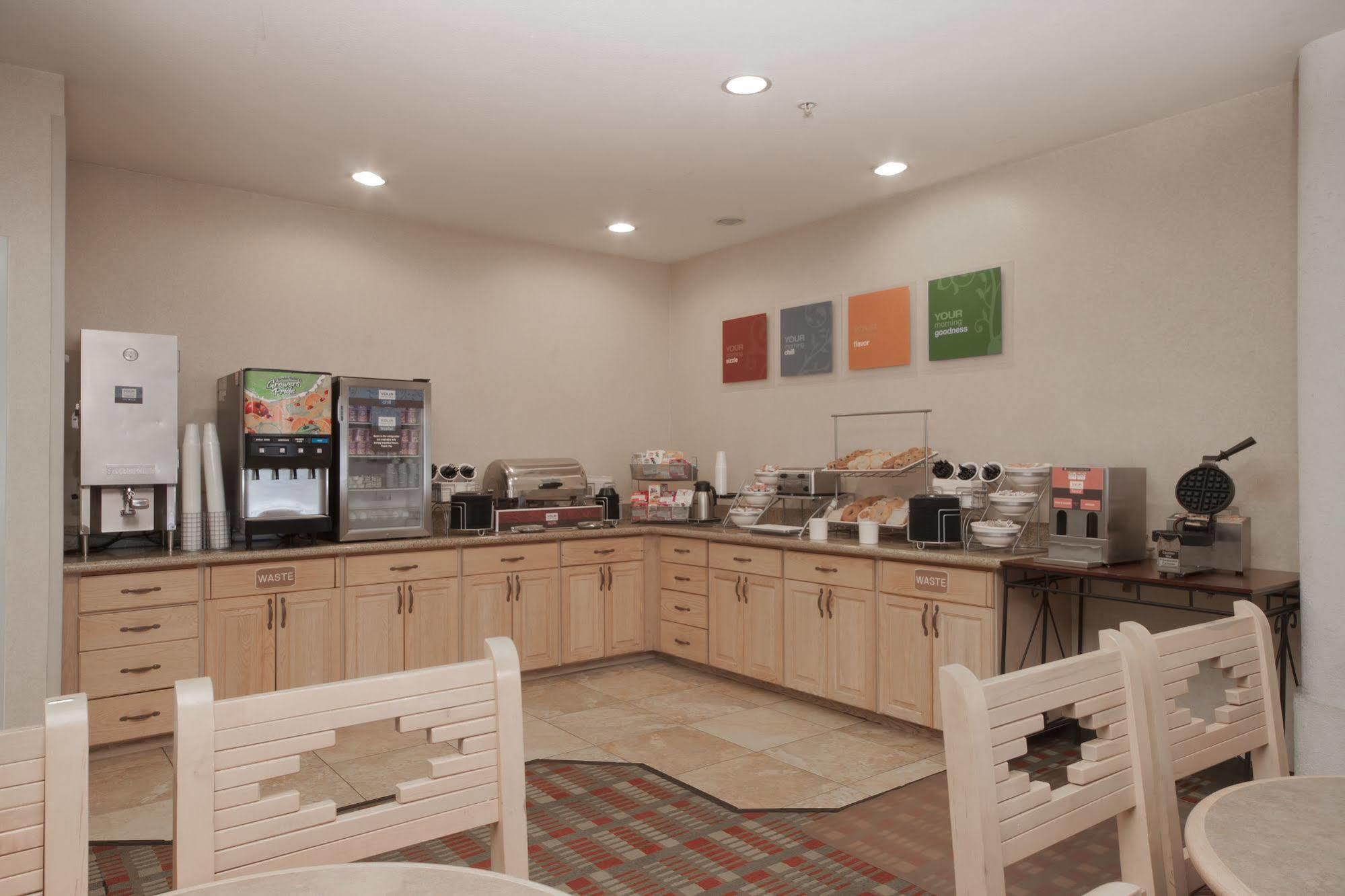 Comfort Suites Peoria Sports Complex מראה חיצוני תמונה